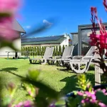 Деревянный коттедж Blisko Plazy, Basen Z Podgrzewana Woda , Sauna Грзибово