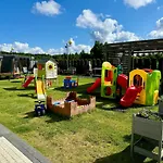 Деревянный коттедж Blisko Plazy, Basen Z Podgrzewana Woda , Sauna Грзибово