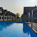 Деревянный коттедж Blisko Plazy, Basen Z Podgrzewana Woda , Sauna