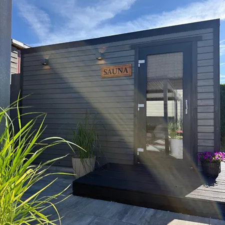 Gala- Blisko Plazy, Basen Z Podgrzewana Woda , Sauna , Parking * Grzybowo (West Pomeranian)